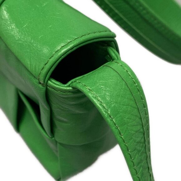 Auth BOTTEGA VENETA Candy cassette,Maxi intrecciato - Green Leather Shoulder Bag - Picture 11 of 16